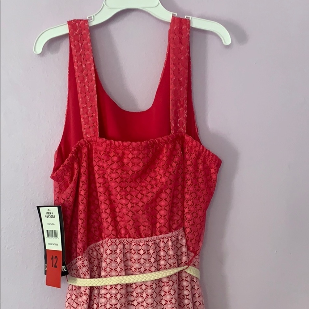 Dress - Picture 4 of 4